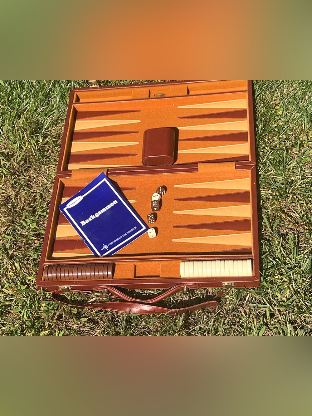 Vintage Classic Fred Roberts Backgammon Set with Carrying Strap